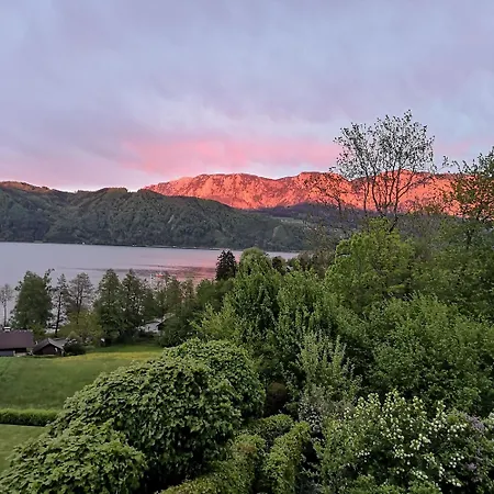Familie Falkensteiner - Eine Friedvolle Oase Nussdorf am Attersee